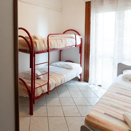 A Due Passi Dal Mare * كيودجا